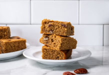 Maple-Cinnamon Pecan Blondies Maple-Cinnamon Pecan Blondies