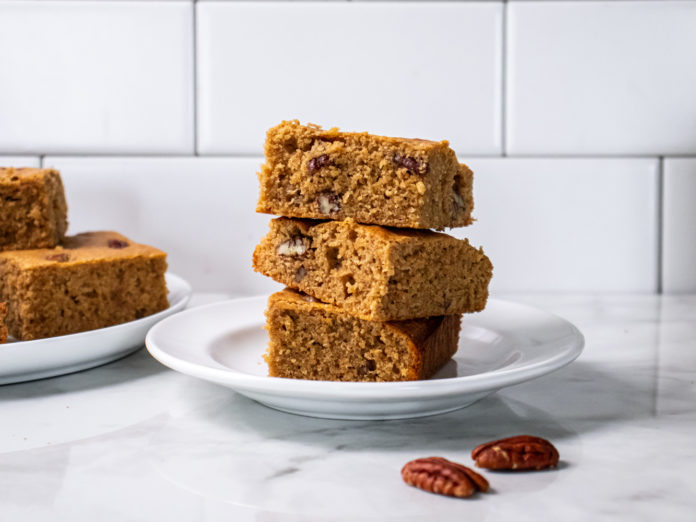 Maple-Cinnamon Pecan Blondies Maple-Cinnamon Pecan Blondies